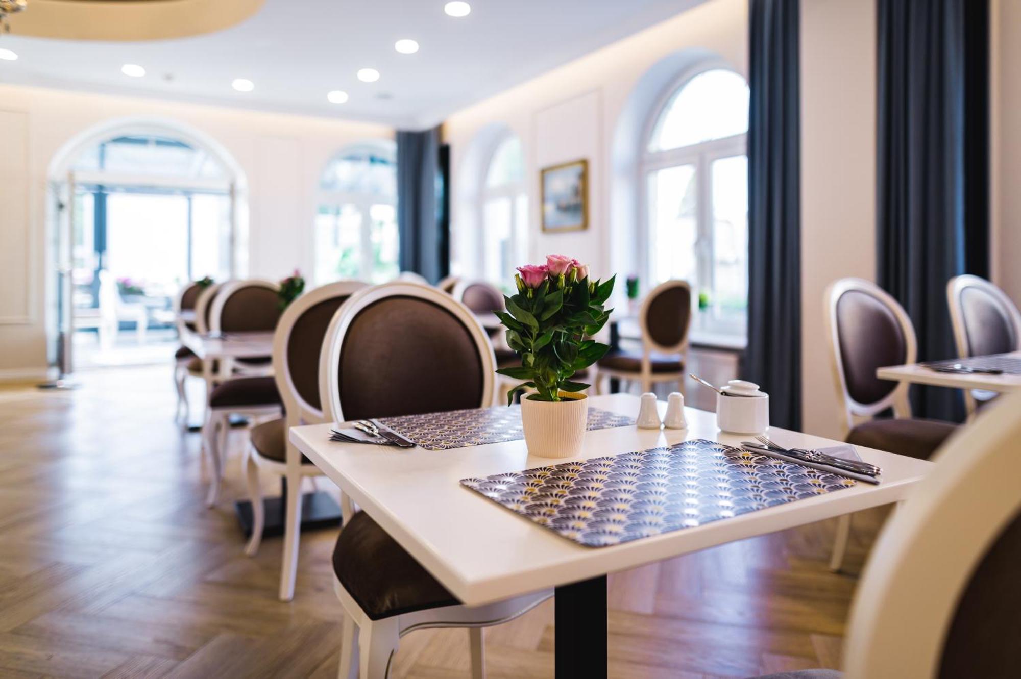 Moris Boutique Beach Hotel グダニスク エクステリア 写真